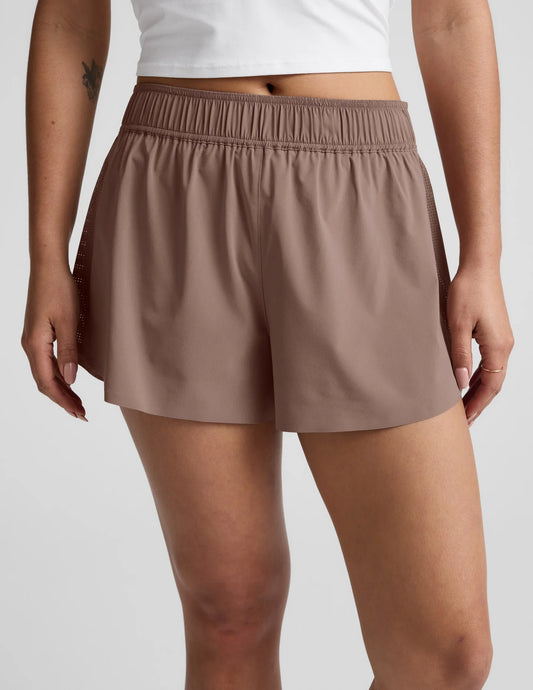 Solemate 2.5” Short by Beyond Yoga | Rosey Taupe