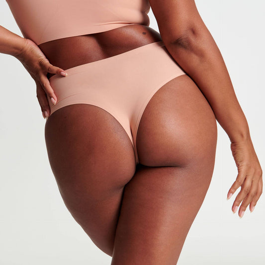 High-Waisted Thong: Black / Fits 0-14 - Zen&Zip