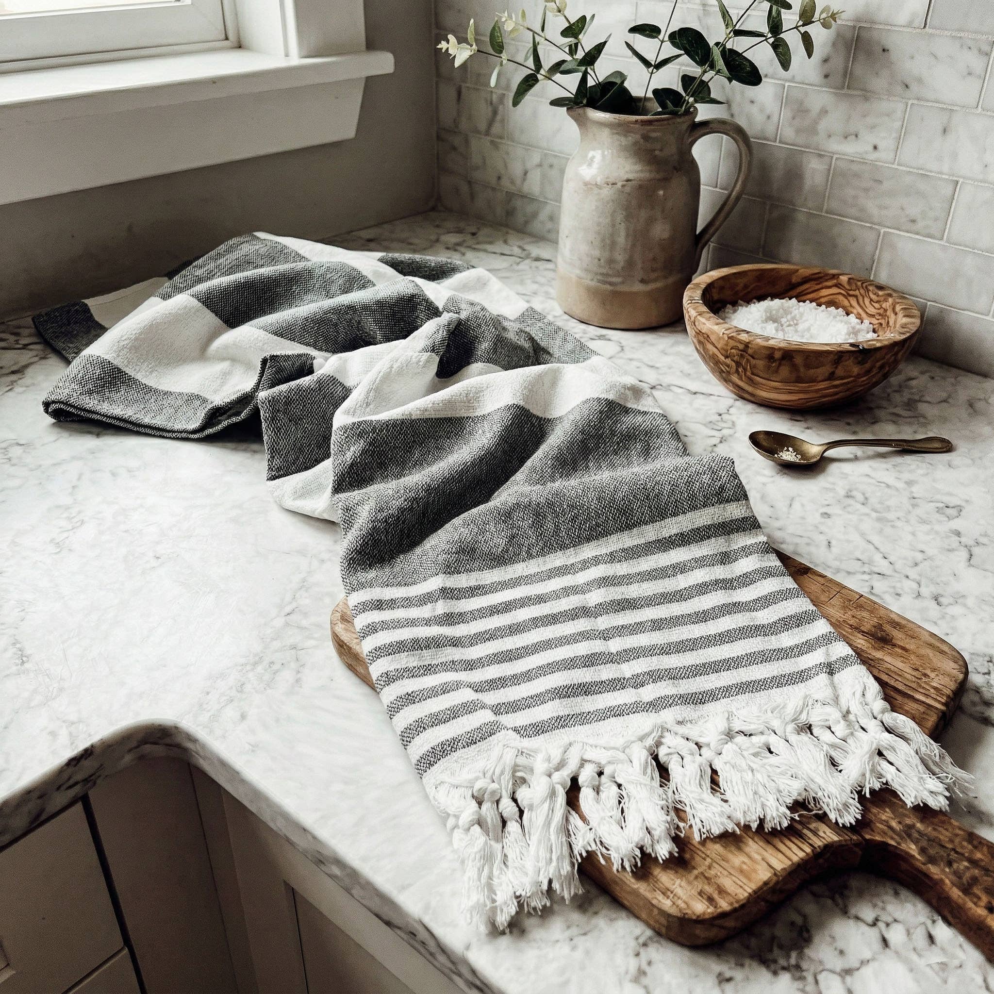 Turkish Towels Large, 100% Cotton Towels | 40x70" | 200 GSM - Zen&Zip