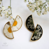 Split Studs: Clear/Daisy - Zen&Zip