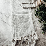 Turkish Towels Large, 100% Cotton Towels | 40x70" | 200 GSM - Zen&Zip