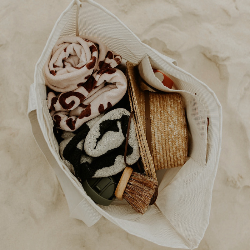 Beach Hauler™ Mini Mesh Beach Bag by Sande | Sand