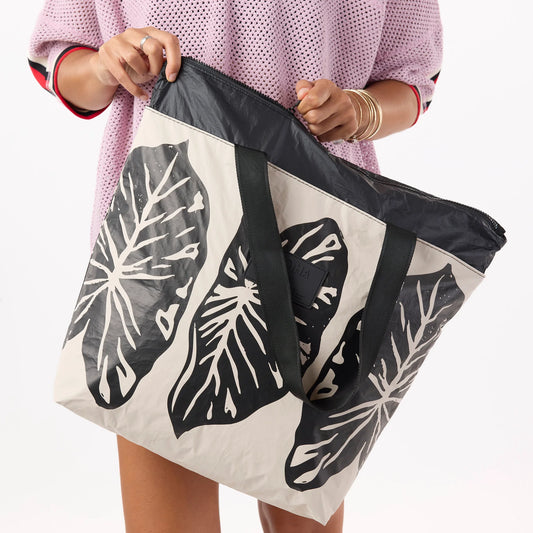 Kalo Day Tripper by Aloha Collection | Cobalt/Sandstone