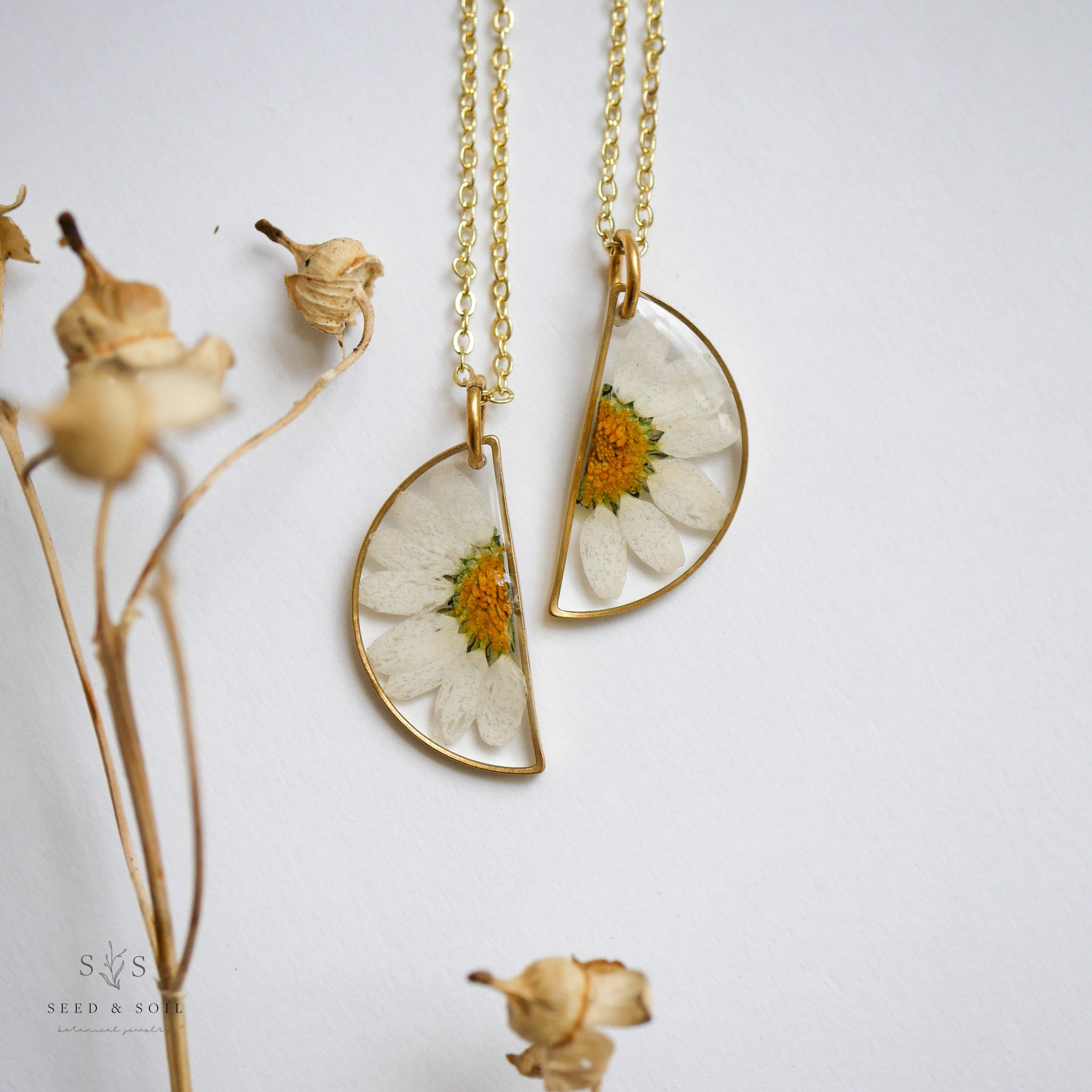 Friendship Necklace Set - Daisy