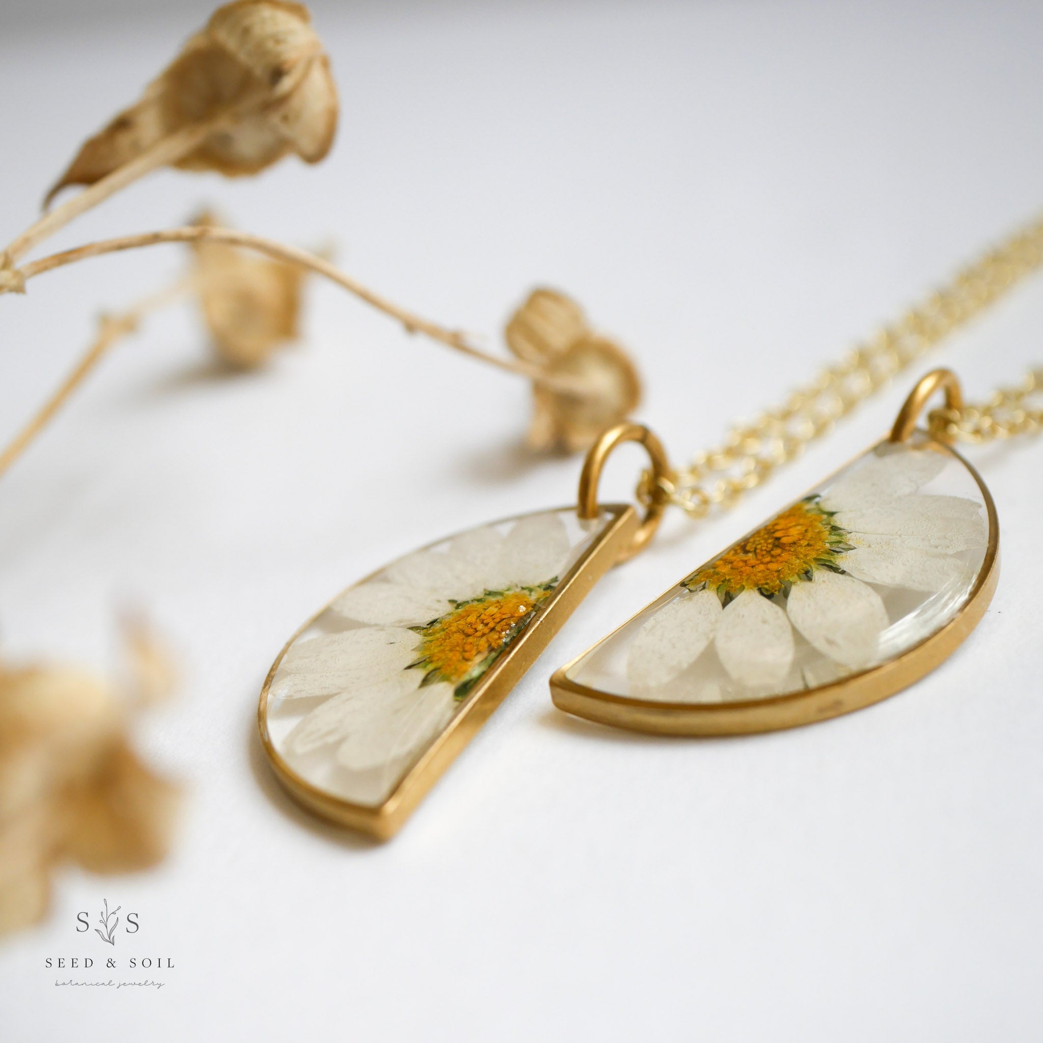 Friendship Necklace Set - Daisy