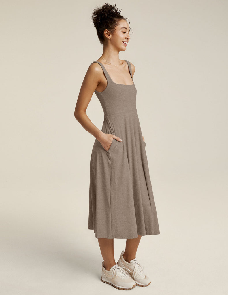Featherweight At The Ready Square Neck Dress Birch Heather Oyster