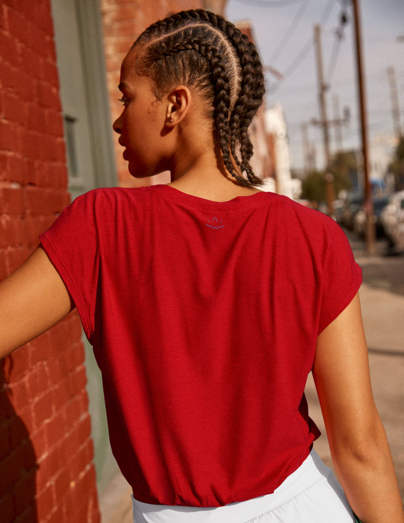 Featherweight Top Priority Cropped Tee Candy Apple Red Heather