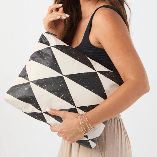 Kona Nui MAX by Aloha Collection | Black/Sandstone