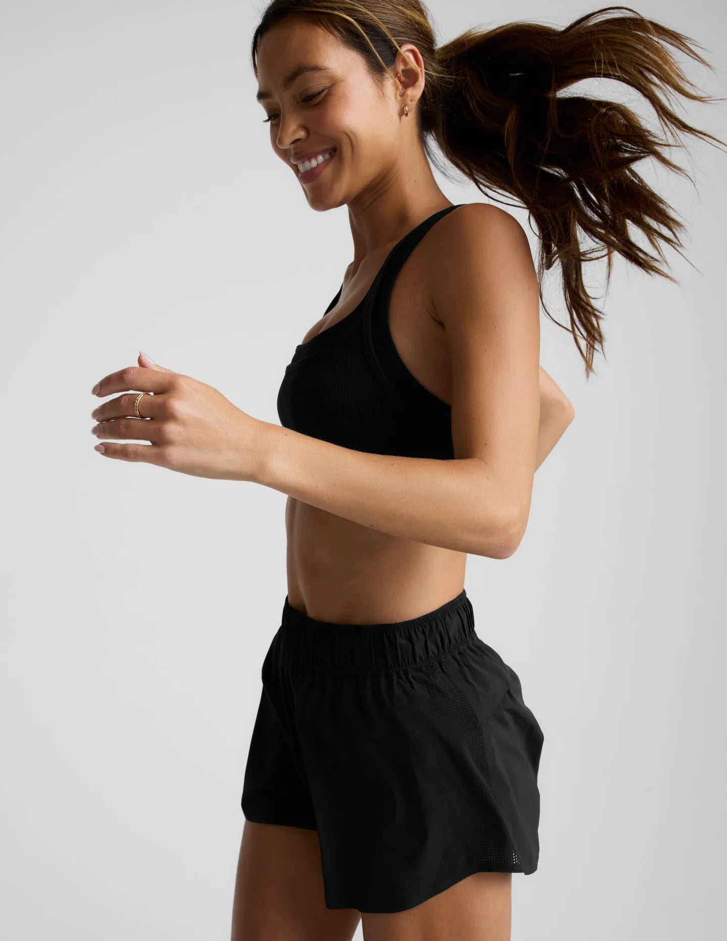 Solemate 2.5” Short by Beyond Yoga | Black