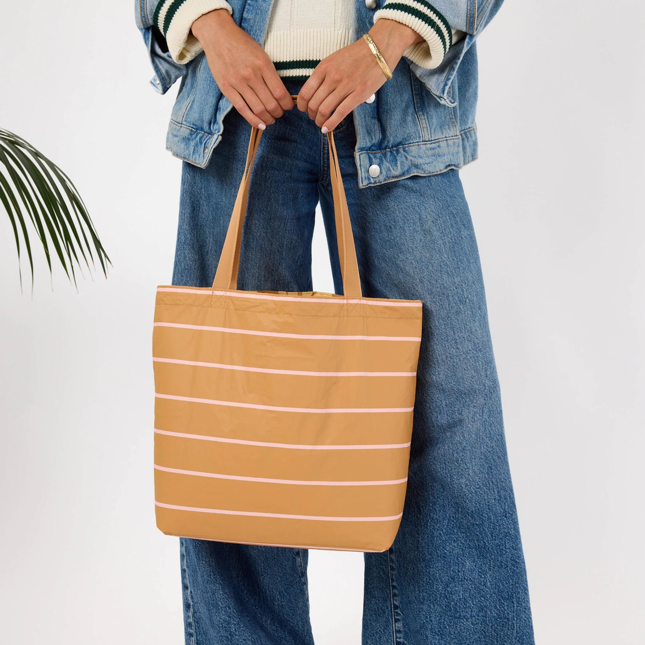 Swoosh Reversible Tote by Aloha Collection | Hey Girl/Tan