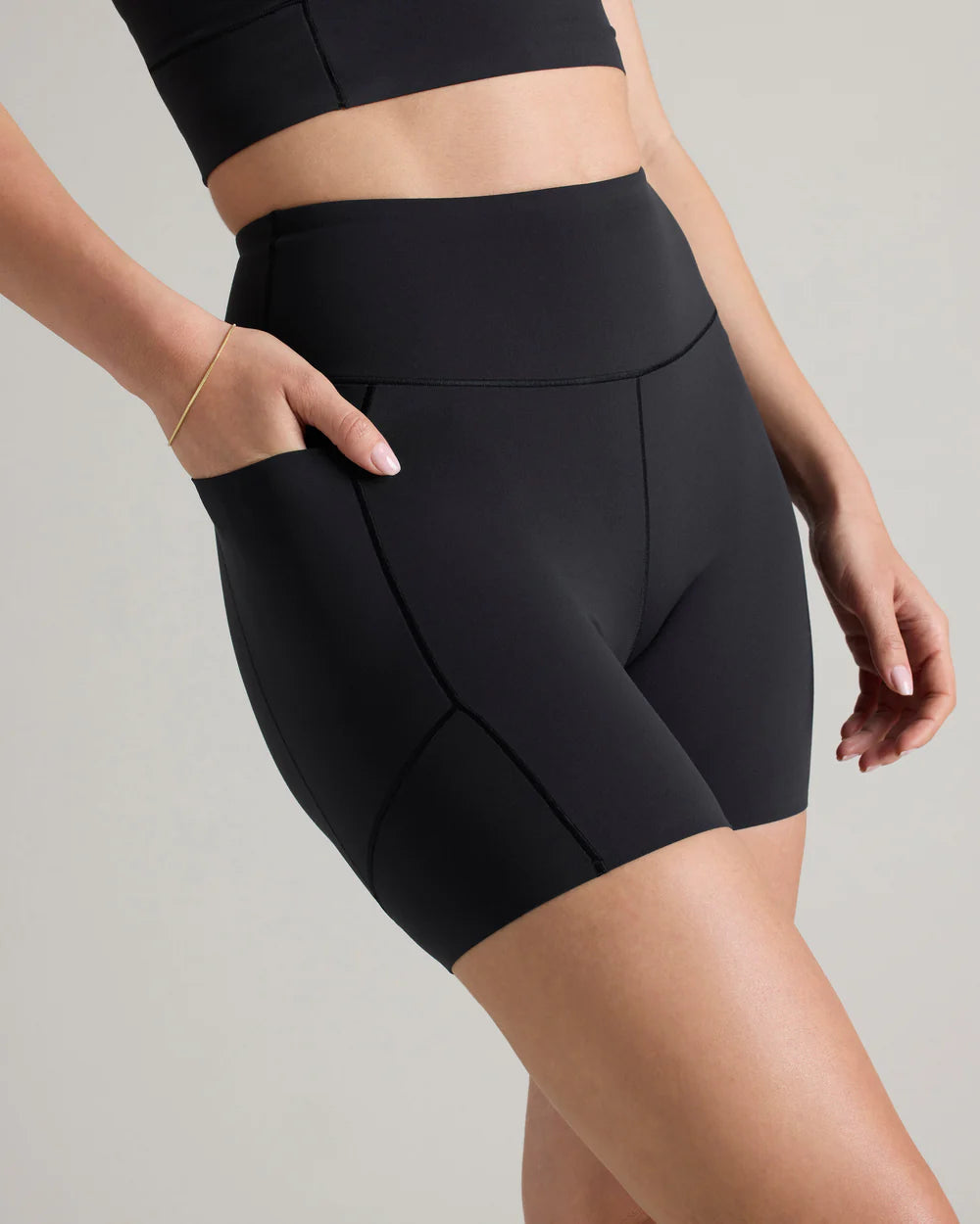 Revive 6” Short by Rhone | Black