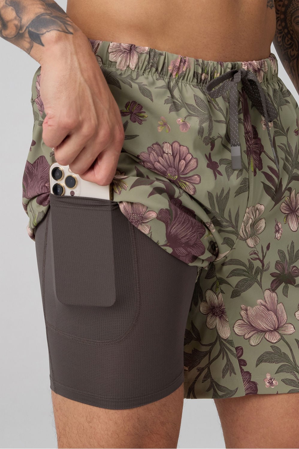 The 5” One Short by Fabletics | Seagrass Wildflowers