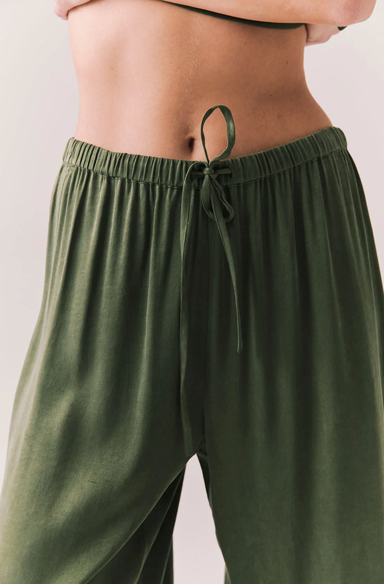 Lee Trouser by Chaser | Bronze Green