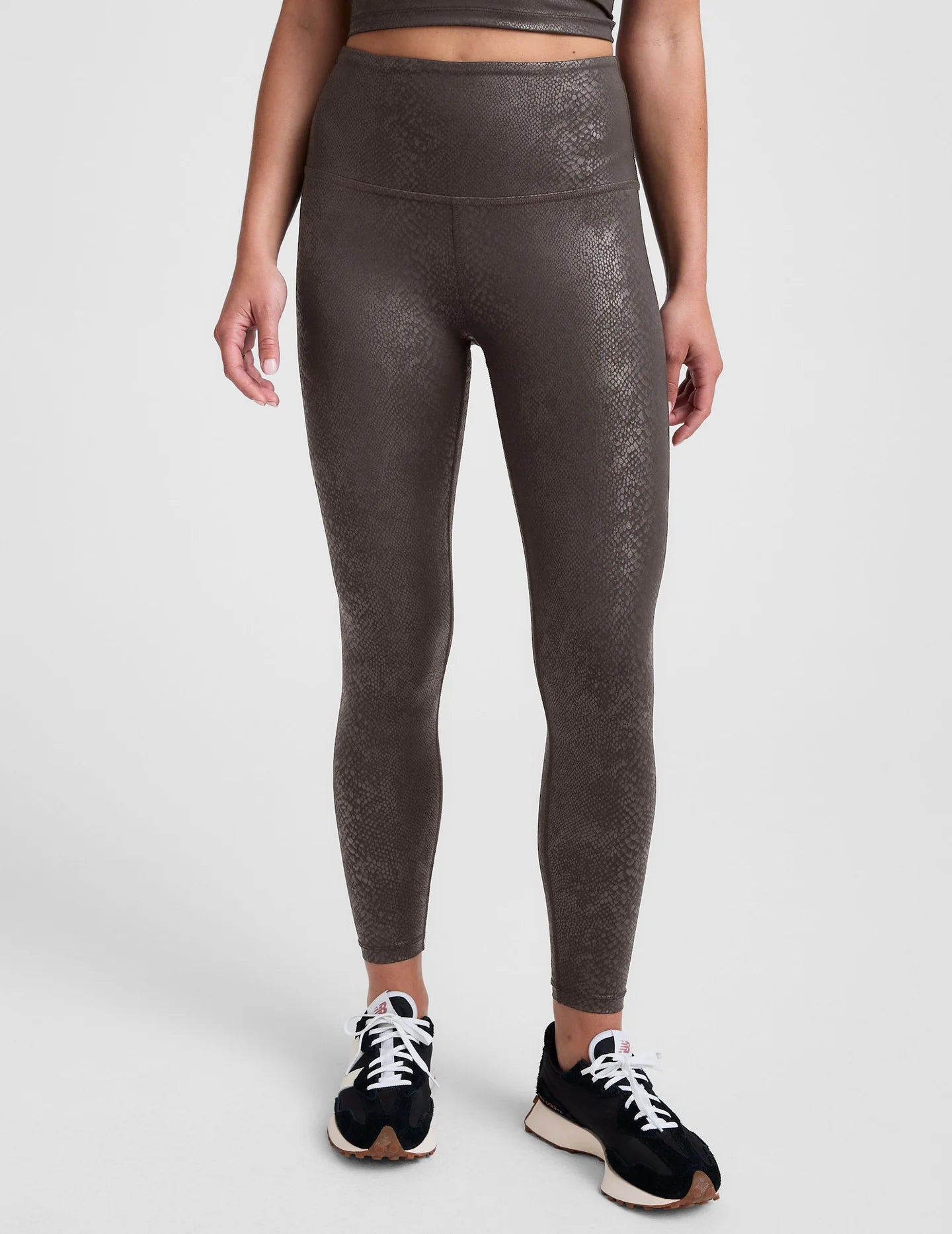 Powershine HW Midi Legging by Beyond Yoga | Viper Espresso