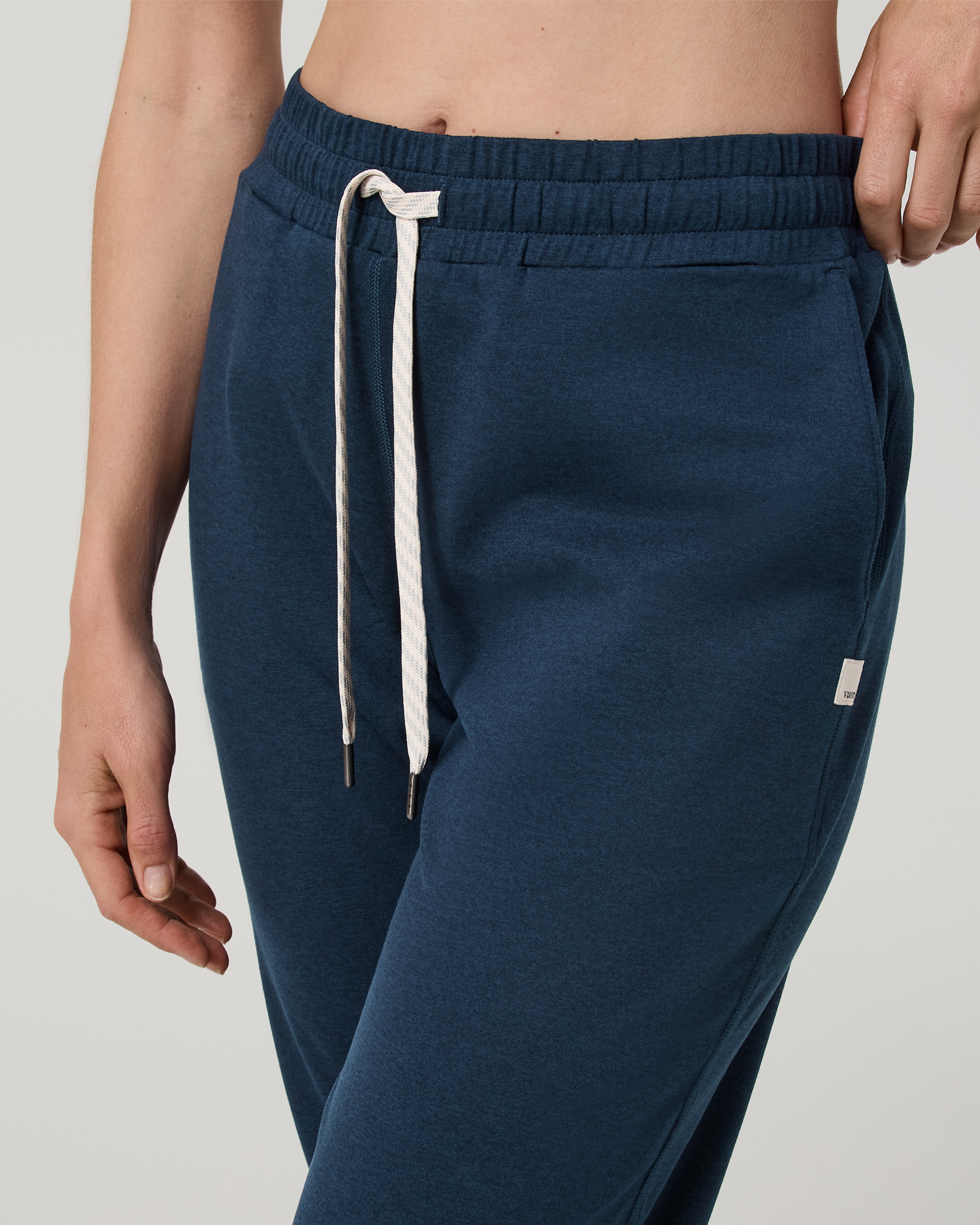 Performance Jogger in Blue Coast Heather, pocket detail