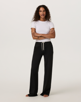 Halo Essential Wideleg Pant by Vuori in Black Heather