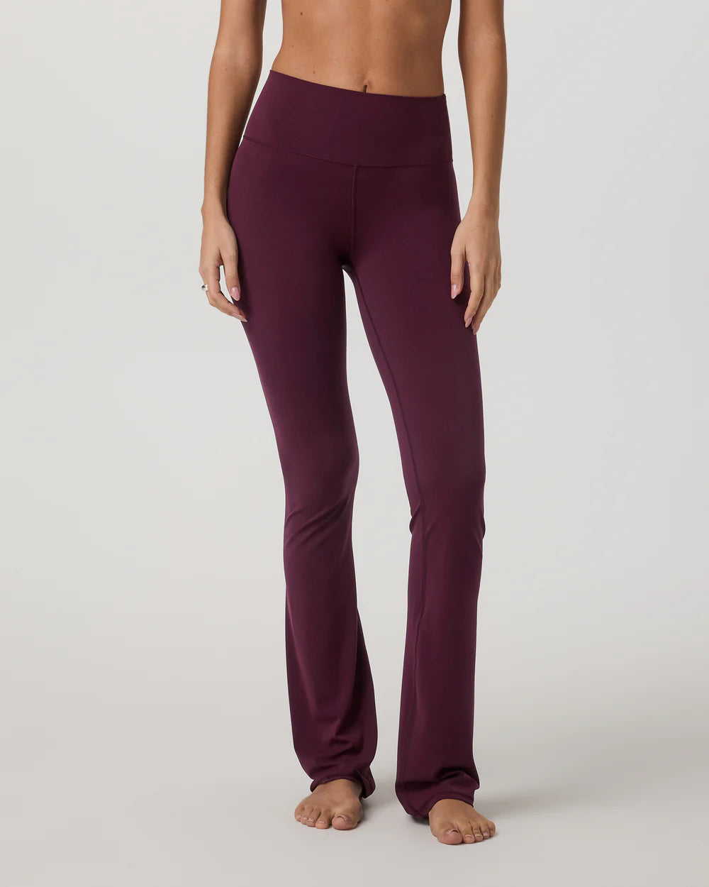 All the Feels Slim Flare by Vuori | Cerise