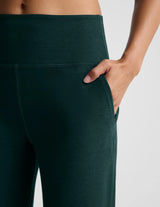 87% Polyester, 13% Elastane