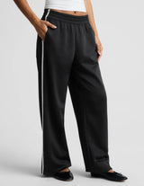That Tracks Pant by Beyond Yoga | Black