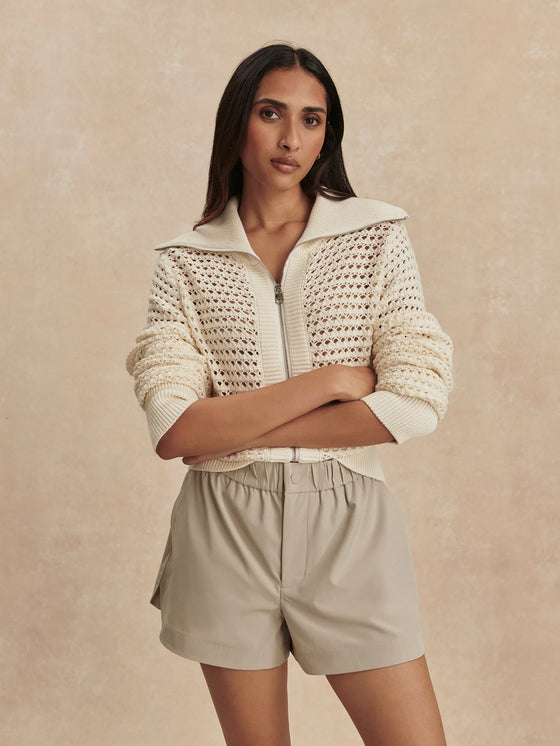 Nila Mid Rise Short 3.5 by Varley | Sage Grey