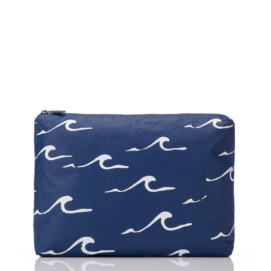 Seaside Mid by Aloha Collection | White/Navy