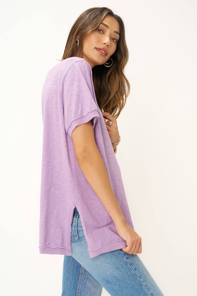 Knockout V Neck Tee Blooming Lilac