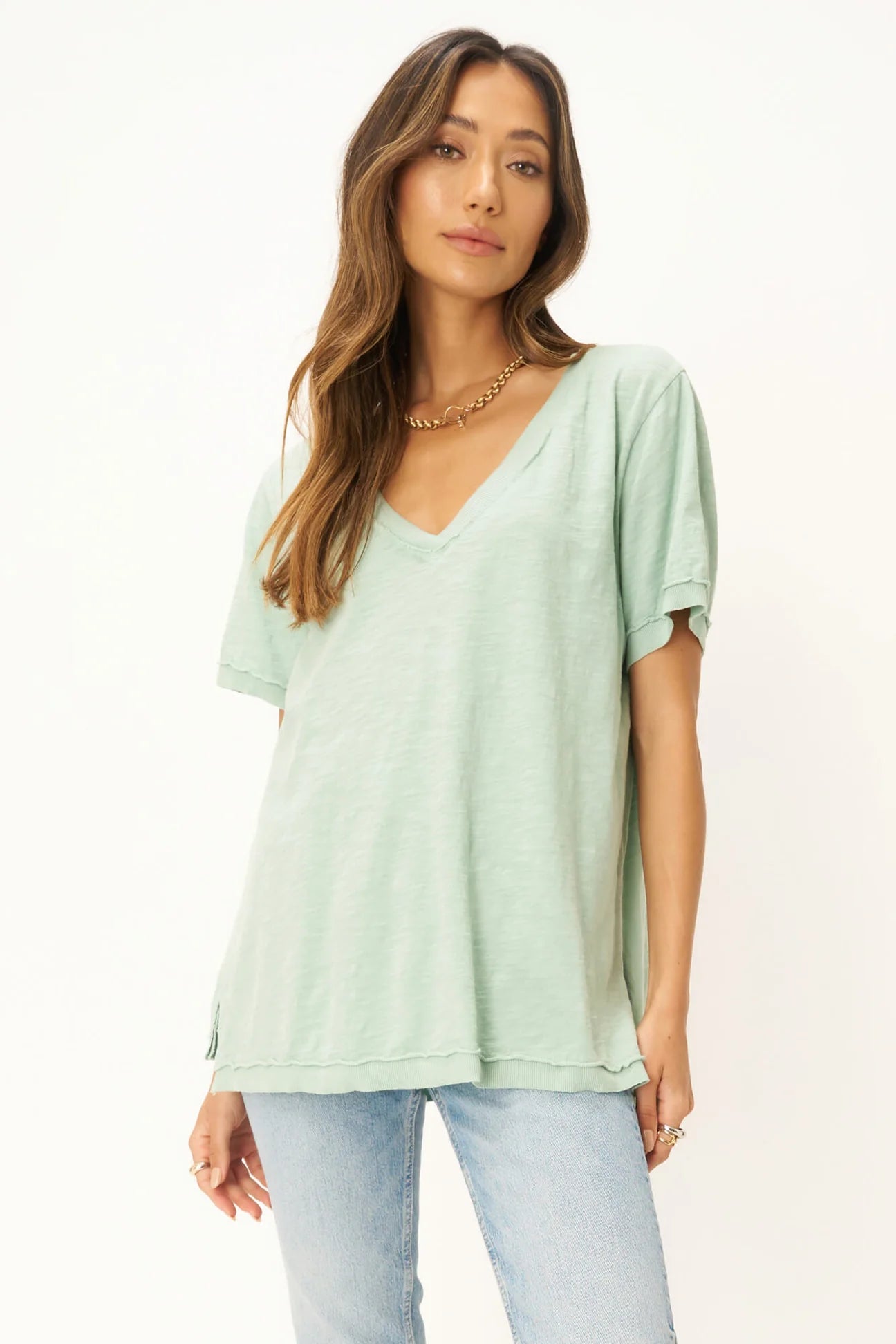 Knockout V Neck Tee Endless Sky