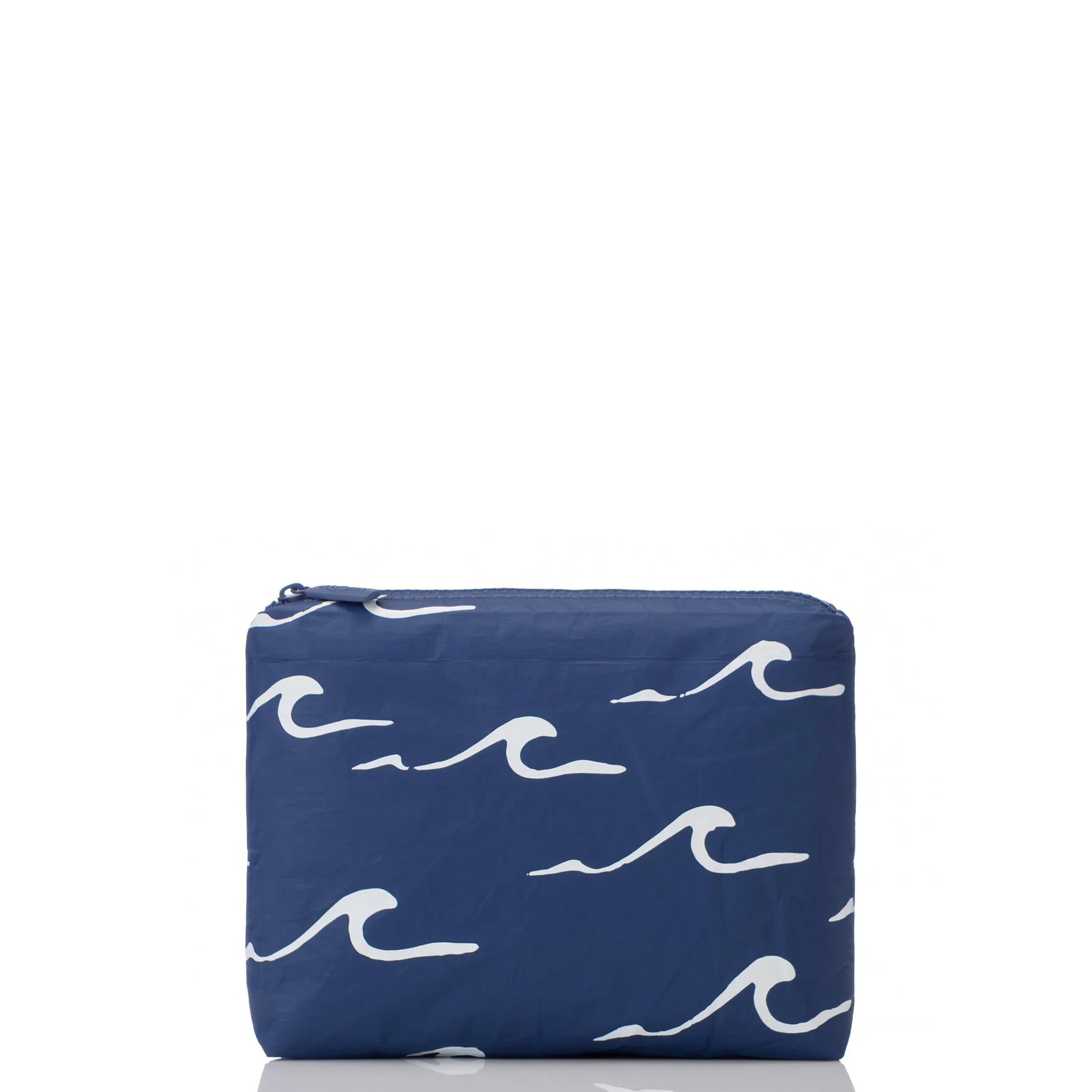 Seaside Small by Aloha Collection | White/Navy